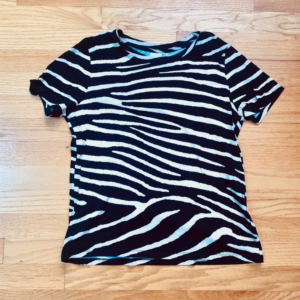 H&M Black and Beige Zebra T-Shirt